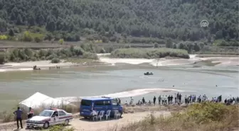 Sakarya Nehri'nde Kaybolan Kişiyi Arama Çalışmaları