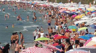 Kuşadası'nda Bayram Bereketi