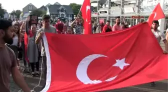 Çizdiği Uygunsuz Resme Erdoğan'ı Konu Eden Alman Sanatçı Protesto Edildi