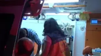 Zonguldak-Park Halindeki Araçlara Çarpan Otomobilin Alkollü Sürücüsü Yaralandı