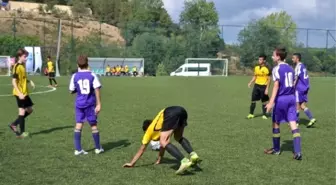 Zonguldak'ta Şehit Ömer Halisdemir Adına Futbol Turnuvası