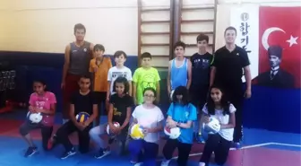 Gediz'de 610 Öğrenciye Yaz Spor Okulu Eğitimi
