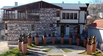 Arapgir'de 180 Yıllık Emiroğlu Konağı Kültür Evi Olarak Hazırlanıyor