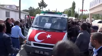 Kırşehir?li Şehit Kara Son Yolculuğuna Uğurlandı