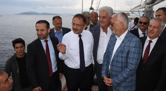 Bakan Özhaseki: 'Önce Kirletip Sonra Temizlemeye Çalışıyoruz
