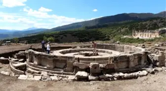 Kibyra Antik Kenti'nde 2 Bin Yıllık Çeşme Bulundu