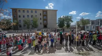 Şanlıurfa'da 57 Bin Suriyeli Çocuk Eğitim Alıyor