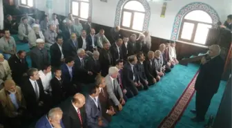 15 Temmuz Şehitler Camii İbadete Açıldı