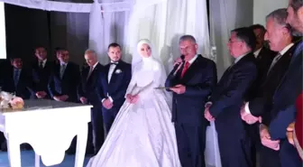 Başbakan Binali Yıldırım, Yeğeninin Nikah Şahidi Oldu