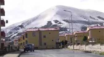 Türkiye'de Şehir Merkezine İlk Kar Erzurum'da Yağdı