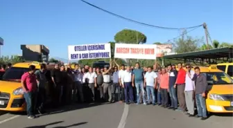 Antalya'da Taksicilerden 'Kontak Kapatma' Eylemi