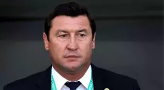 Auxerre, Eski Fenerbahçeli Moldovan'ı Görevden Aldı