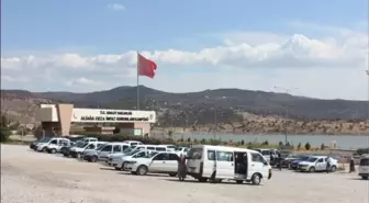 Hırsızlar Cezaevindeki Araçlardan Binlerce Lira Vurgun Yaptı