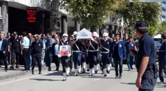 Kalp Krizinden Ölen Yargıtay Üyesi Elazığ'da Toprağa Verildi