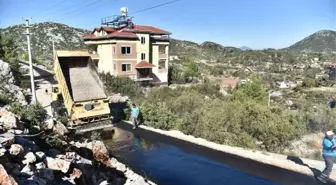 Alanya Güzelbağ Mahallesinde Asfalt Çalışması