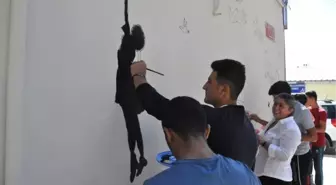 Tunceli'nin Duvarları Grafiti ile Renkleniyor