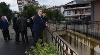 DSİ Genel Müdürü Murat Acu, Sel Felaketinin Yaşandığı Trabzon'un Beşikdüzü İlçesinde İncelemelerde...