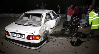 Düzce'de Motosiklet Otomobile Çarptı: 1 Ölü, 4 Yaralı