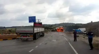 TIR'ın Çarptığı Tanker Alev Alev Yandı