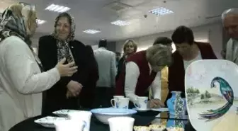 Bilecik'te Porselen Süsleme Sergisi Açıldı