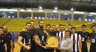 Mobilya Kupasının Şampiyonu Fenerbahçe
