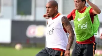 Nigel De Jong, Takıma Güçlü Dönebilmek İçin Komando Eğitimi Alıyor