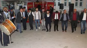 Özbek Ailesinin Mutlu Günü