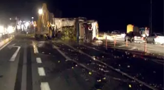 Başkent'te Belediye Otobüsü ile Kamyon Çarpıştı: 22 Yaralı