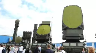 Rusya, Suriye'ye S-300 Gönderdi