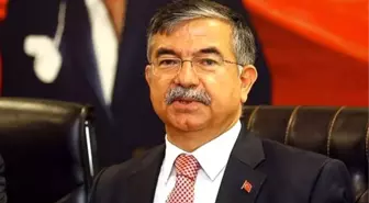 Bakan Yılmaz'dan 'Dünya Öğretmenler Günü' Kutlaması