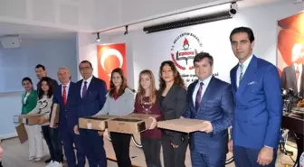 Edirne'de 'Öğrenciler AB'yi Öğreniyor Projesi' Yarışmalarında Dereceye Girenlere Ödül