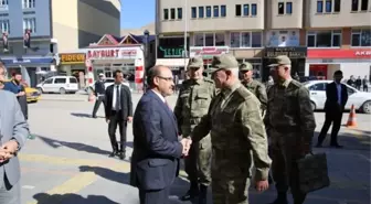 Orgeneral İsmail Serdar Savaş, Vali İsmail Ustaoğlu'nu Ziyaret Etti