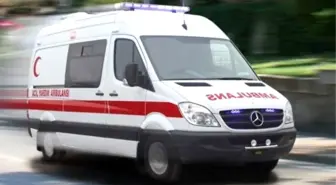 Samsun'da Kamyon ile Otomobil Çarpıştı: 4 Yaralı