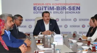 Ali Yalçın, Batı'ya Tepki Gösterdi