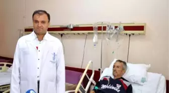 Midesinden 10 Kilogramlık Tümör Çıkarıldı