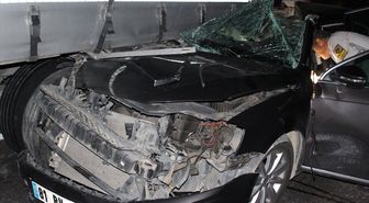 Afyonkarahisar'da Trafik Kazası: 1 Ölü, 2 Yaralı