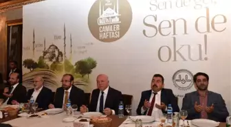 Sekmen: 'Vahdet Olup Kur'an-ı Kerim'e Daha Çok Sarılalım'