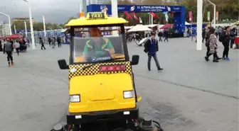 Taksim Meydanı'nda 'Süpürge Taksi' Dönemi