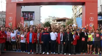 Uluslararası Darıca Yarı Maratonu'nda Zafer Kenyalı Atletin Oldu