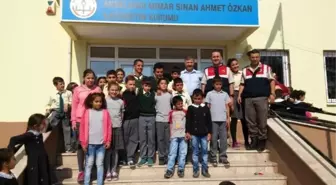 Akhisar'da Jandarmadan Öğrencilere Trafik Eğitimi