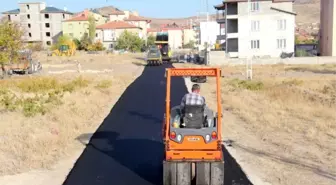 Asfaltlama Çalışmaları Reşadiye Mahallesinde Tüm Hızıyla Devam Ediyor
