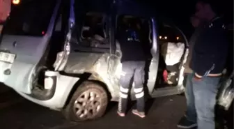 Denizli'de Zincirleme Trafik Kazası: 2 Ölü, 3 Yaralı