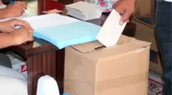 İki Mahalle Aliağa'ya Bağlanmak İçin Sandığa Gitti