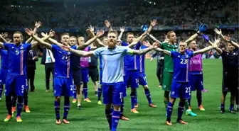 İzlanda Milli Takımı, 'Huh' Tezahüratını Lech Poznan'dan Aldı