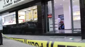 İzmir'de Silahlı Kuyumcu Soygunu Girişimi