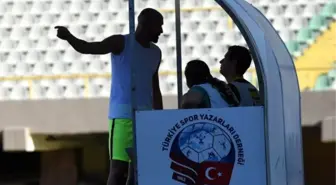 Kaleci Behram'dan Gazeteciye Saldırı Girişimi