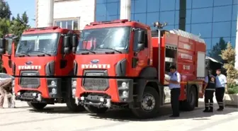 Silopi Belediyesine 2 İtfaiye Aracı