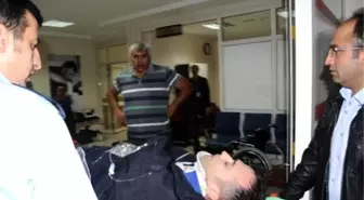 Uygulama Yapan Polislere Otomobilin Çarpma Anı Kameraya Yansıdı