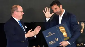 Buffon'a 'Altın Ayak' Ödülü