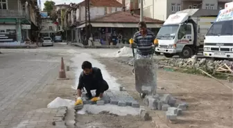 Dinar Belediyesi Doğalgaz Geçen Yollarda Onarım Çalışmasına Başladı